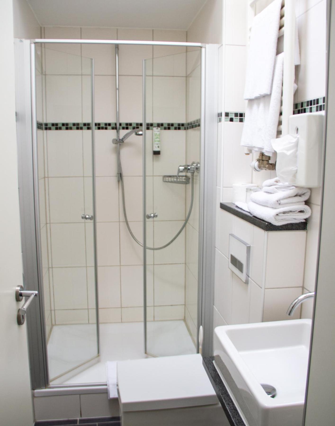 Hotel-Restaurant Steuermann Karlsruhe Ngoại thất bức ảnh