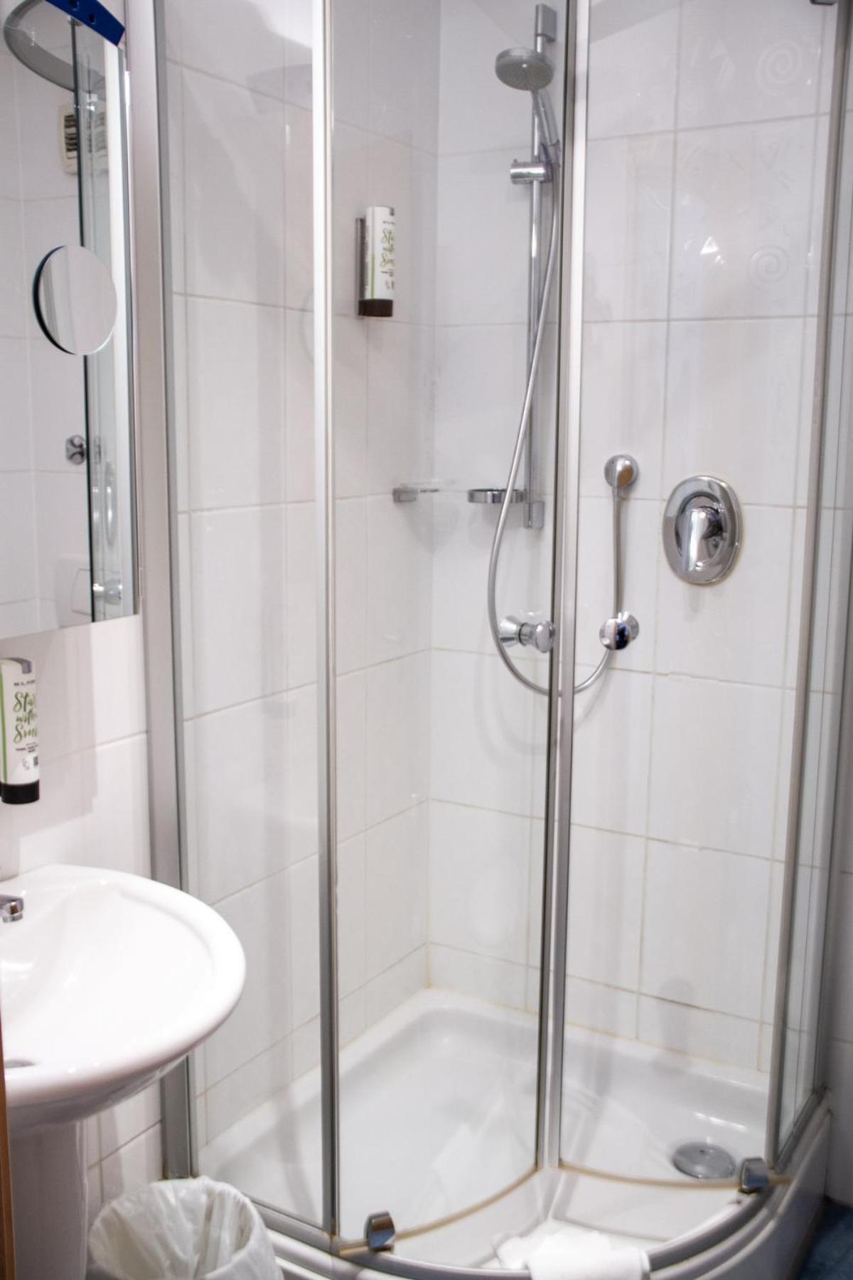 Hotel-Restaurant Steuermann Karlsruhe Ngoại thất bức ảnh