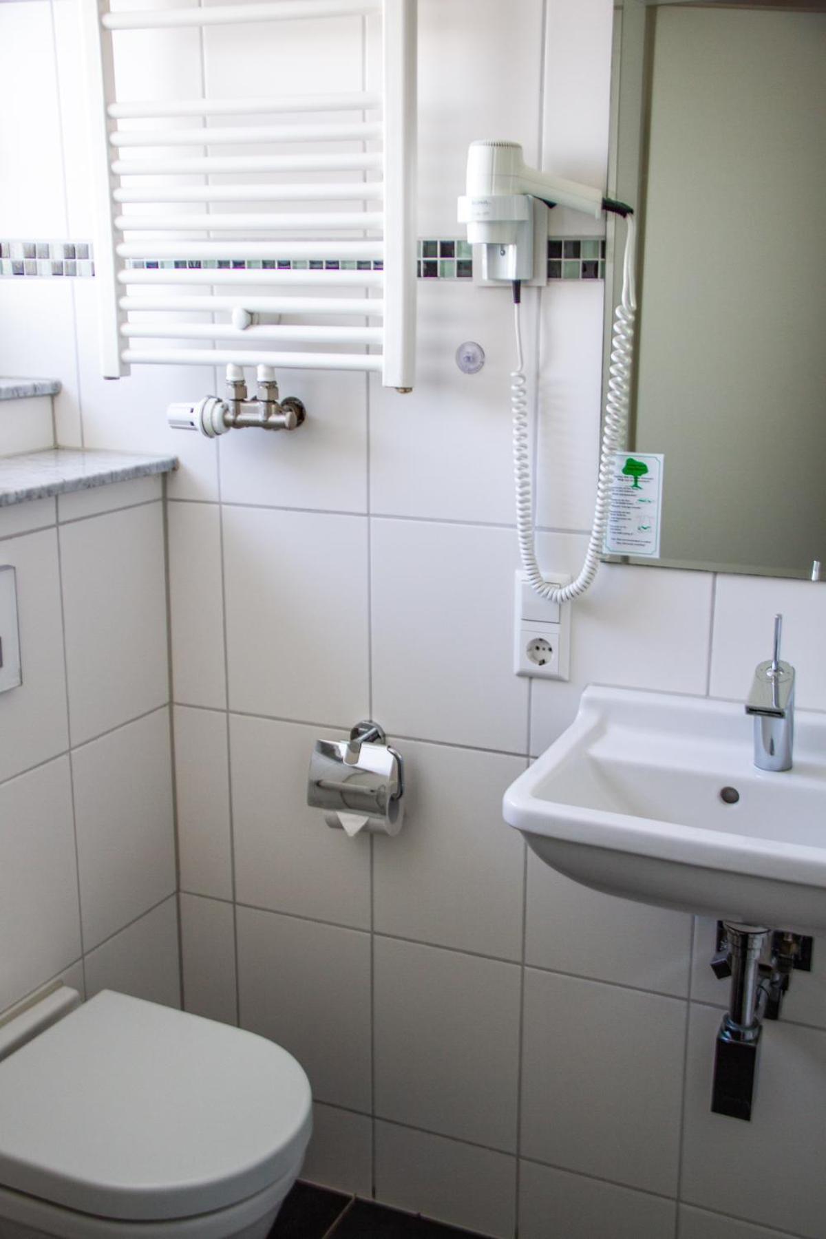 Hotel-Restaurant Steuermann Karlsruhe Ngoại thất bức ảnh